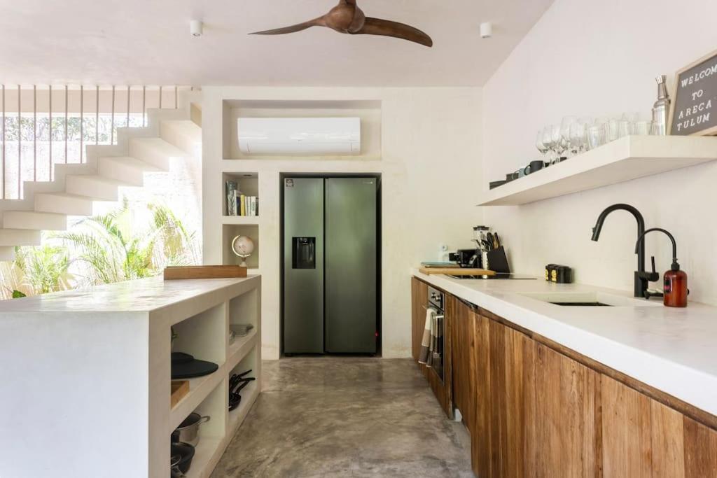 Casa Areca, Awarded Architectural Villa Located In A Secured Gated Community, With Concierge Services Тулум Екстер'єр фото