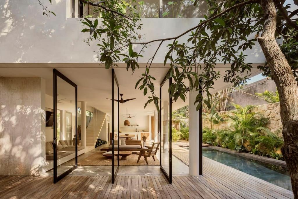 Casa Areca, Awarded Architectural Villa Located In A Secured Gated Community, With Concierge Services Тулум Екстер'єр фото